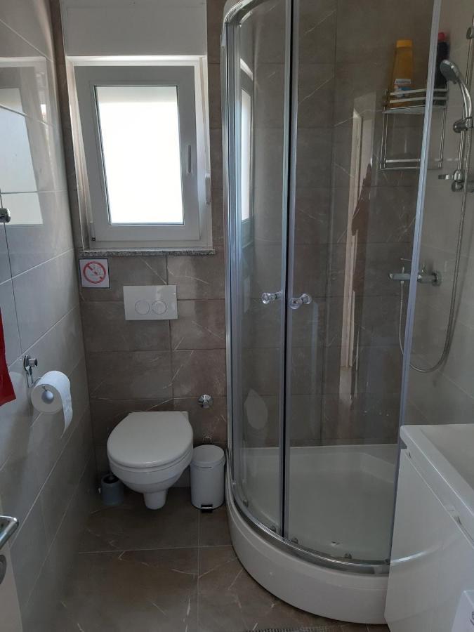 Gita Apartmani Чижичи Экстерьер фото