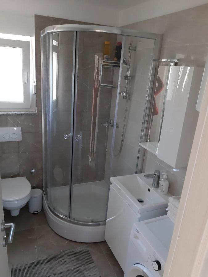 Gita Apartmani Чижичи Экстерьер фото