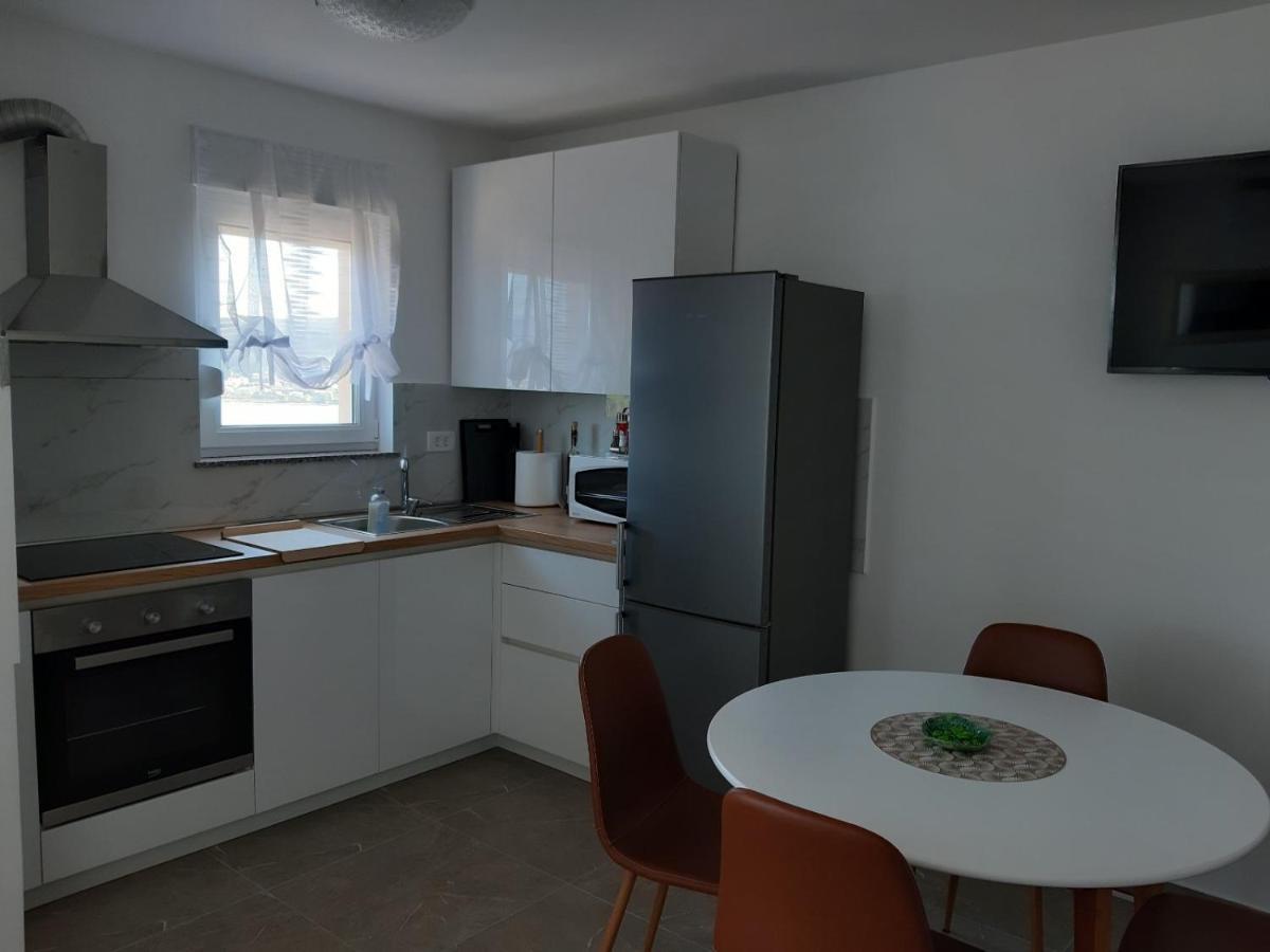 Gita Apartmani Чижичи Экстерьер фото
