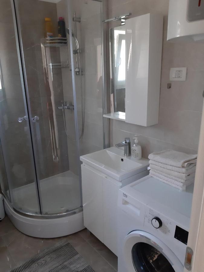Gita Apartmani Чижичи Экстерьер фото