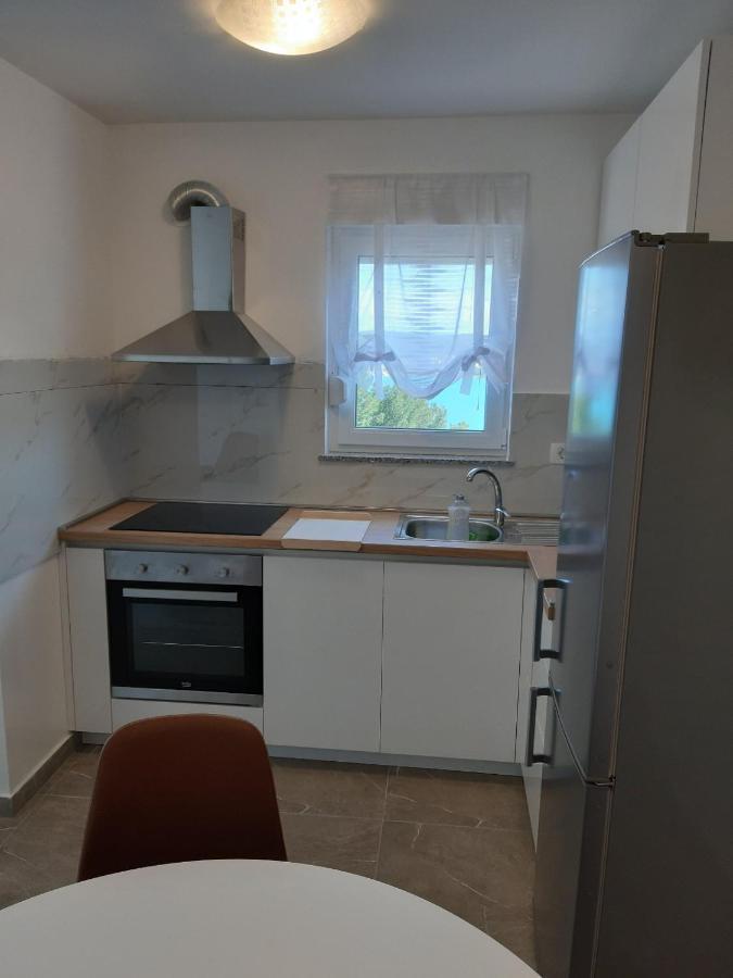 Gita Apartmani Чижичи Экстерьер фото