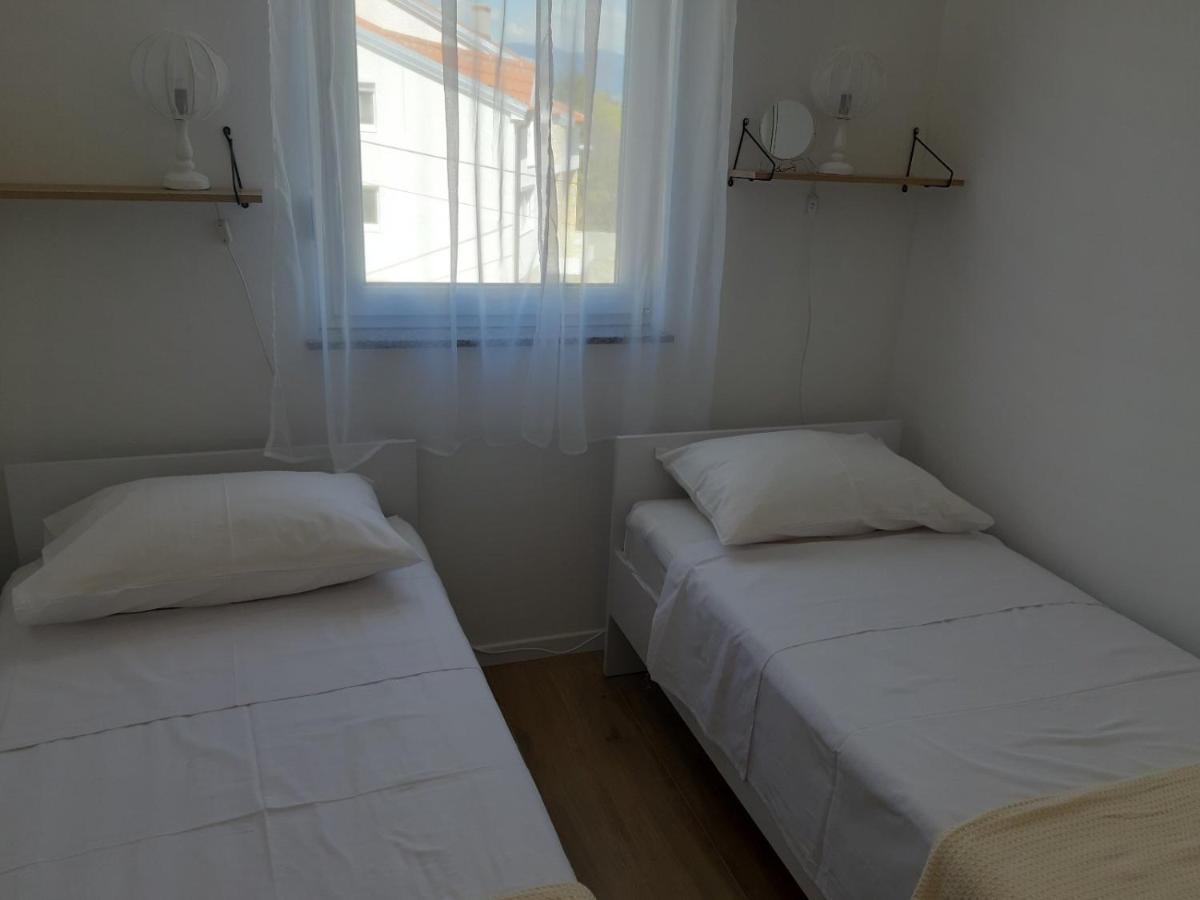 Gita Apartmani Чижичи Экстерьер фото